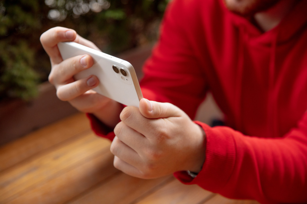 Designing Mobile Games in Online Gambling: How to Make User Experience Exceptional
